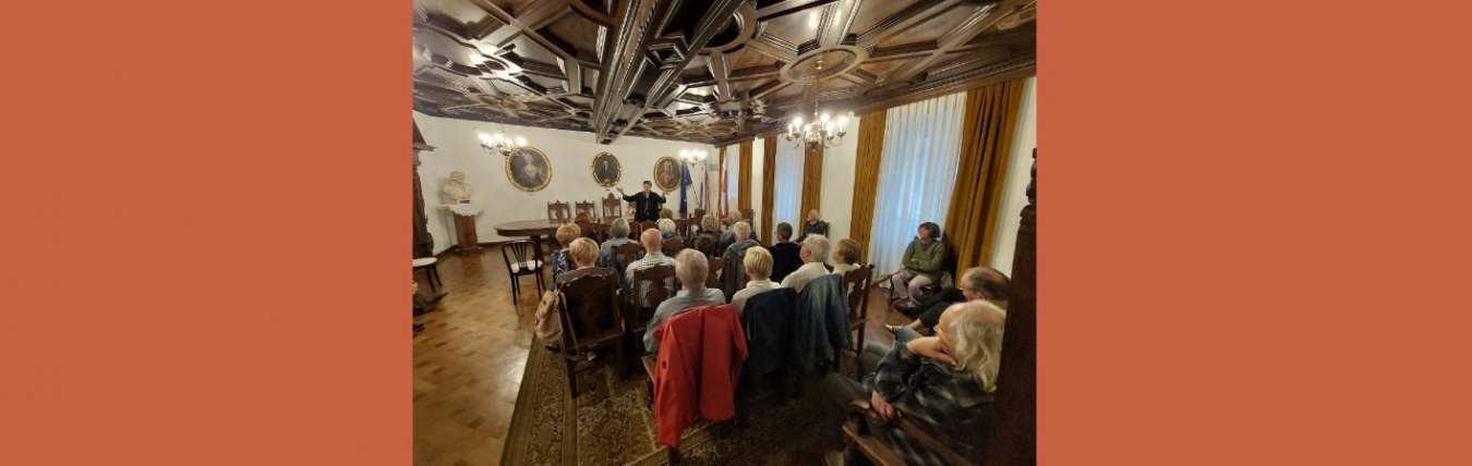 Predstavitev mita o Psihi in Erosu v Renesancni dvorani Mestne hise Kranj